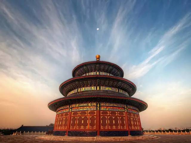 京韵流光，北京的历史文化与现代发展交响曲